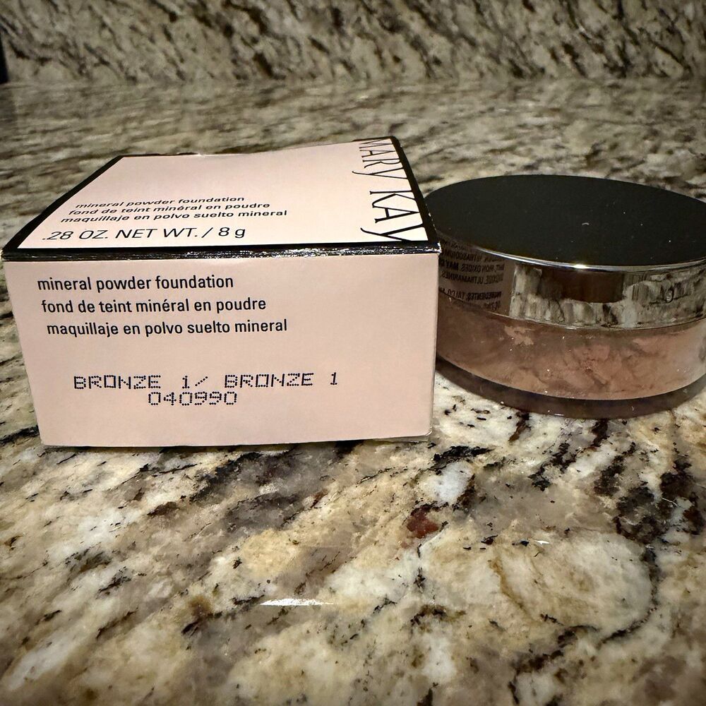 Mary Kay Mineral Powder Foundation Bronze 1 040990 .28 oz 8g Discontinued NIB